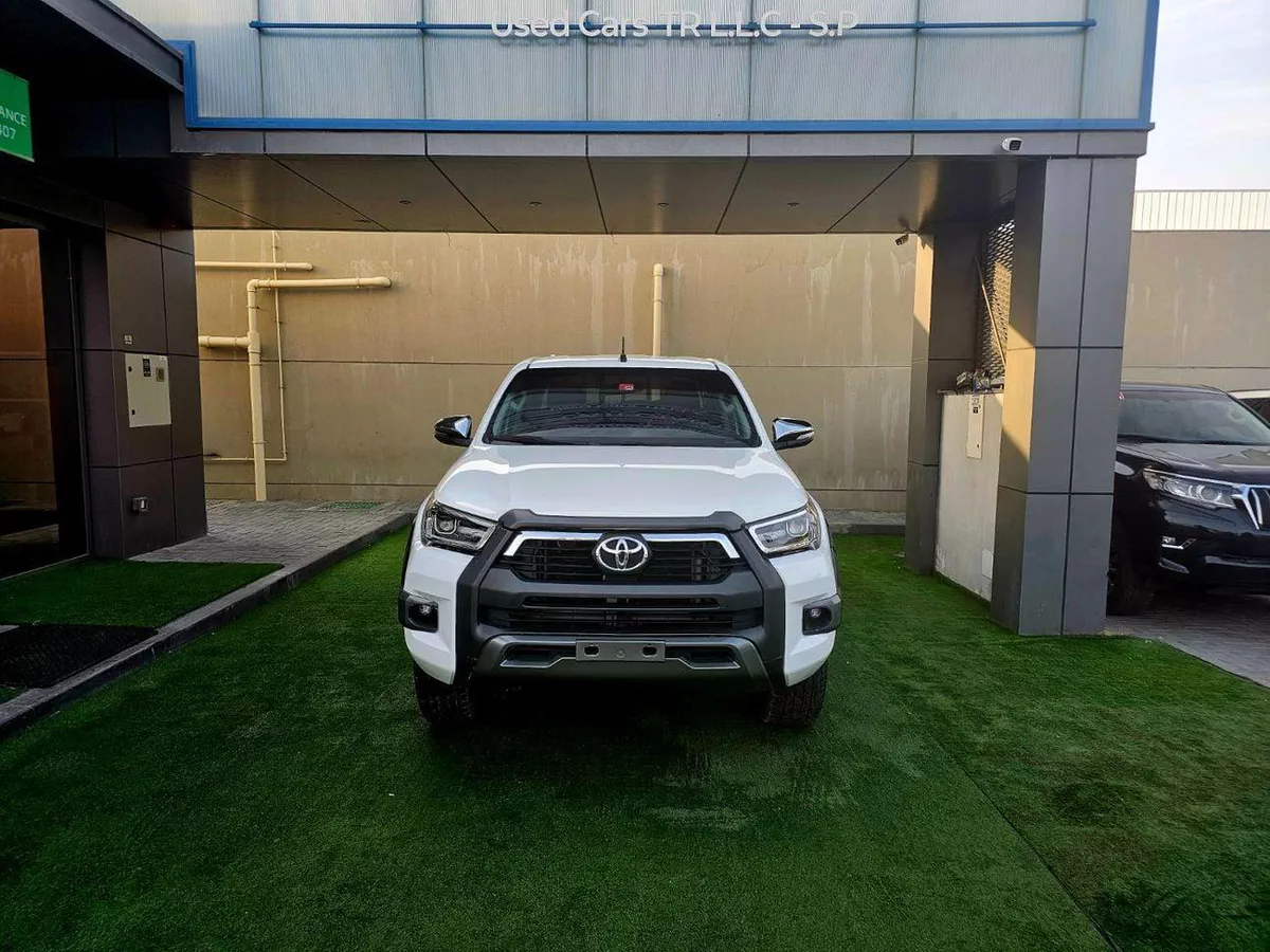 Toyota Hilux GLX PATROL/ AUTO GEAR/ WIDE BODY / AUTO WINDOWS / FULL OPTION-1-0