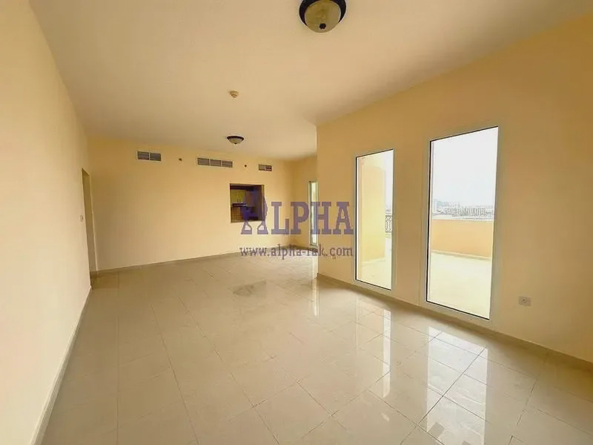 Sea View| Huge Balcony| Very Spacious