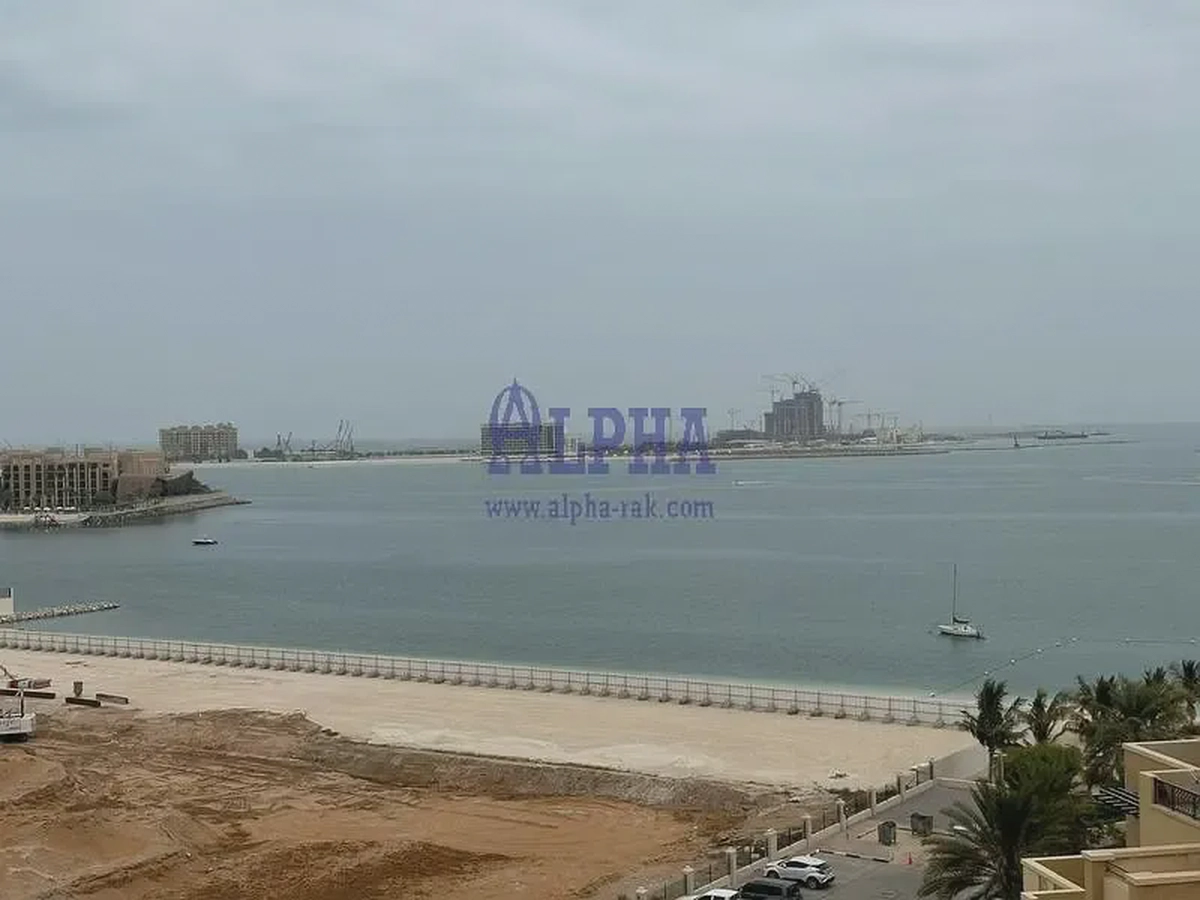 Sea View| Huge Balcony| Very Spacious-6-6
