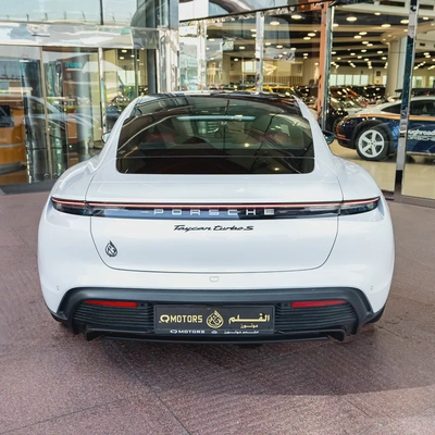 2020 PORSCHE TAYCAN TURBO S DONE ONLY 6000KM-2