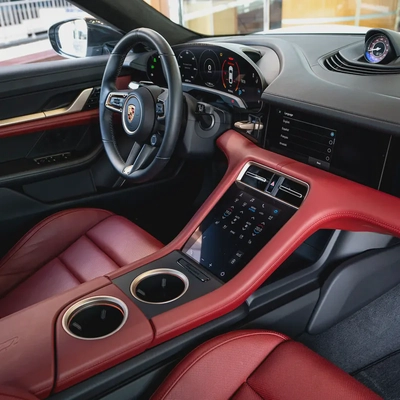 2020 PORSCHE TAYCAN TURBO S DONE ONLY 6000KM-5
