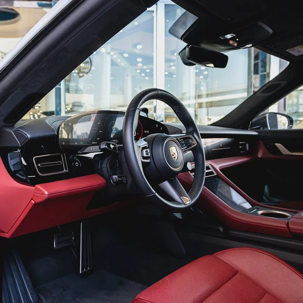 2020 PORSCHE TAYCAN TURBO S DONE ONLY 6000KM