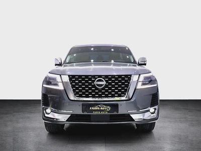 NISSAN PATROL V8 LE PLATINUM GCC FULLY LOADED + STARLIGHT + REAR ENTERTAINMENT + SIDE STEPS-1