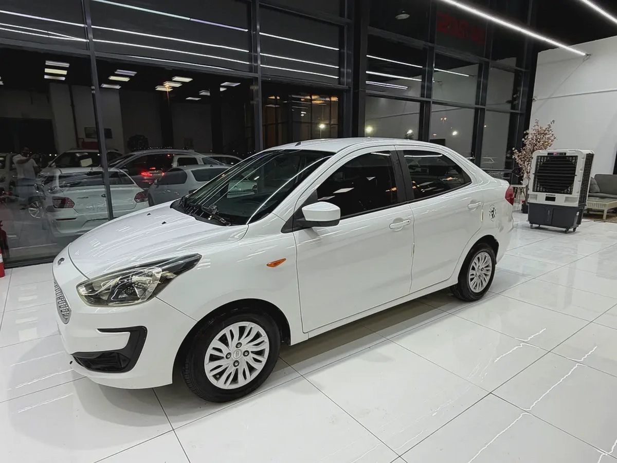 Ford Figo SE 2019 GCC Specs-1-1