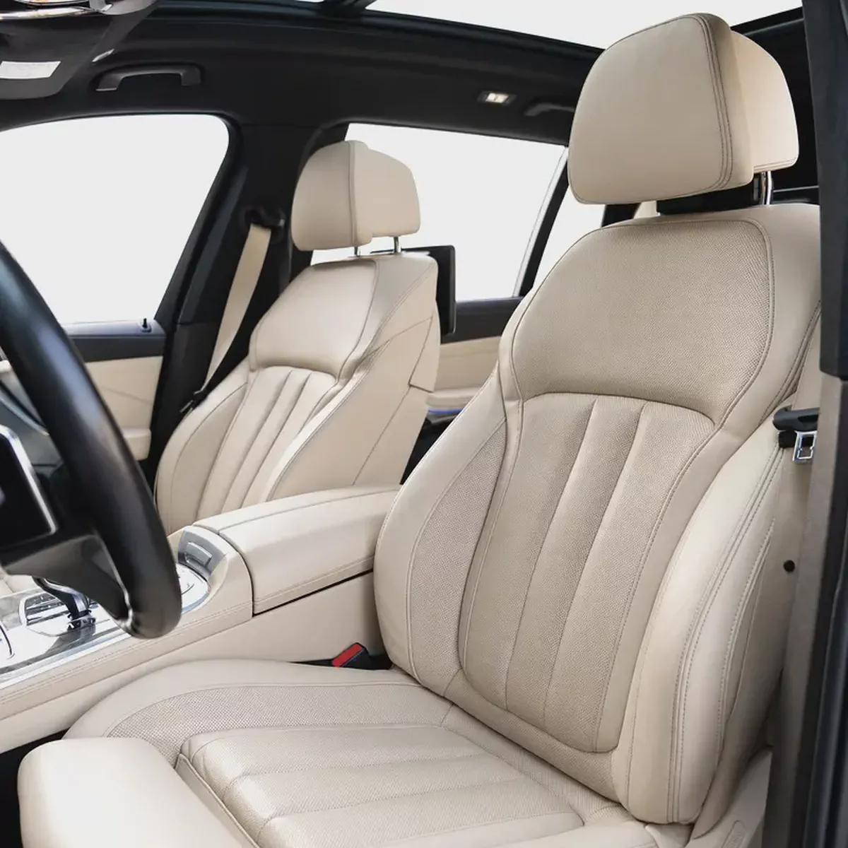2,778 P.M • 0% Downpayment • BMW X7 40i M Sport • 1 Year Warranty-11-11