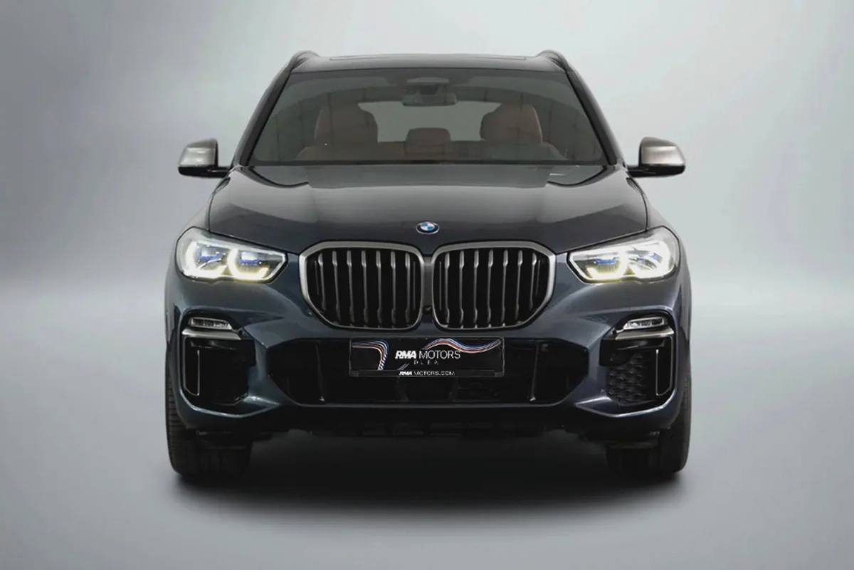 3,949 AED / 60 months | 0% DP | 2021 BMW X5 M50i / Full BMW Service History