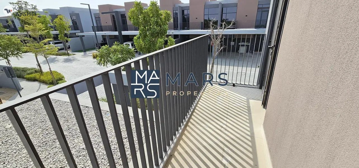 Brand new three bedrooms corner unit ready to move is available for sales in Masaar Sharjah