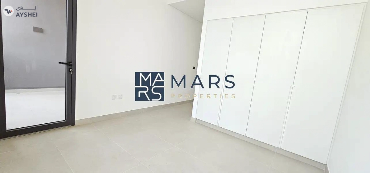 Brand new three bedrooms corner unit ready to move is available for sales in Masaar Sharjah