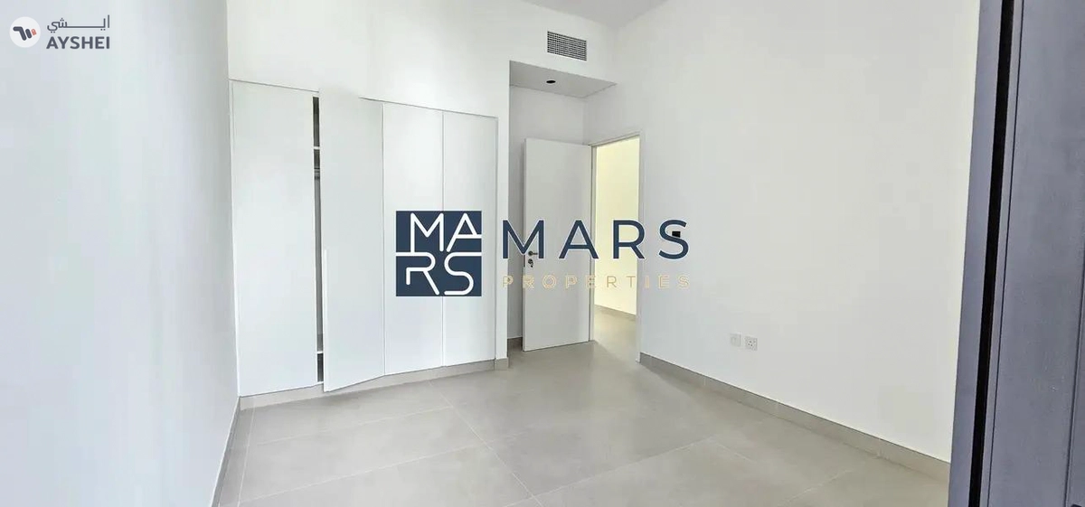 Brand new three bedrooms corner unit ready to move is available for sales in Masaar Sharjah