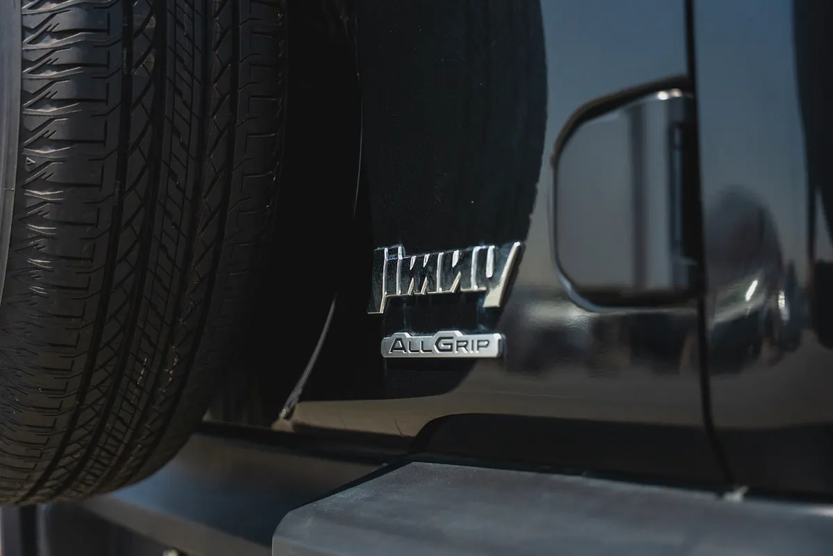Suzuki Jimny GL AT 2026 (GCC Specs) 1.5L - Brand New 5 Doors
