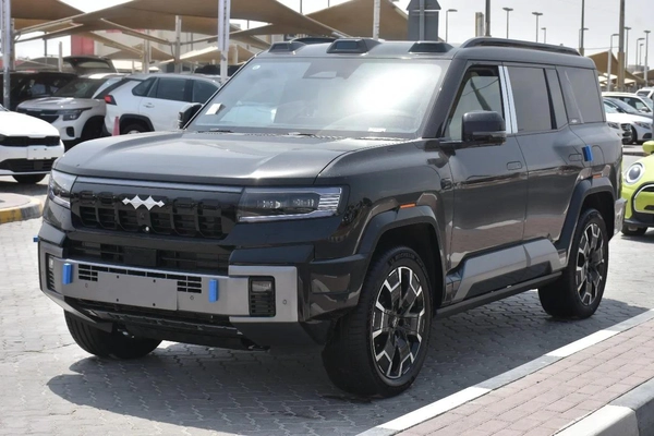 LEOPARD 8 FLAGSHIP 7 SEATS PHEV 2025 | BLACK