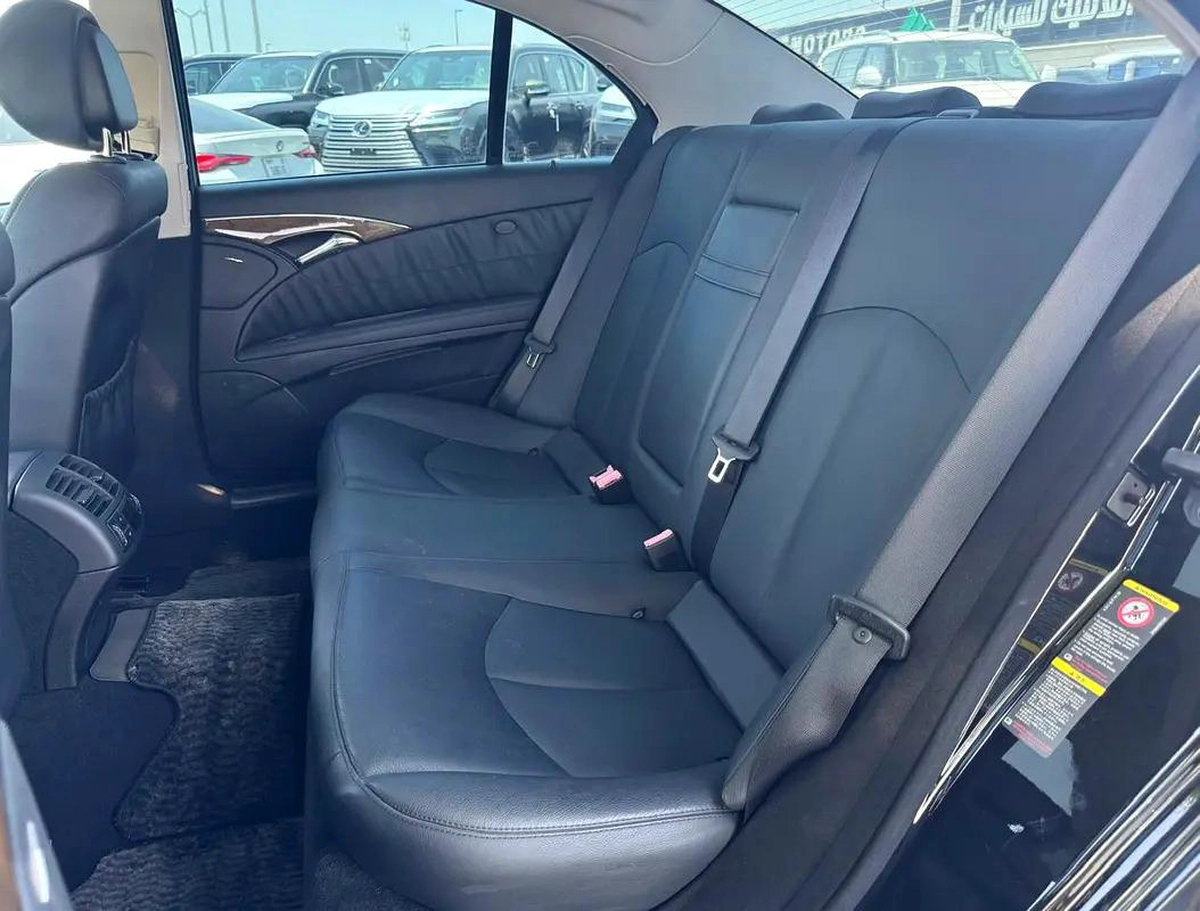 MERCEDES BENZ E350 - 2008 - CLEAN CAR FRESH JAPAN IMPORT