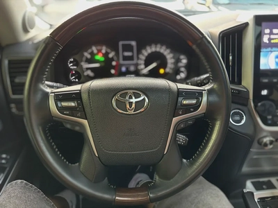 تويوتا لاند كلوزر 2018 خليجي Toyota Land Cruiser VXR 2018 | GCC Specs | Top Option V8-12
