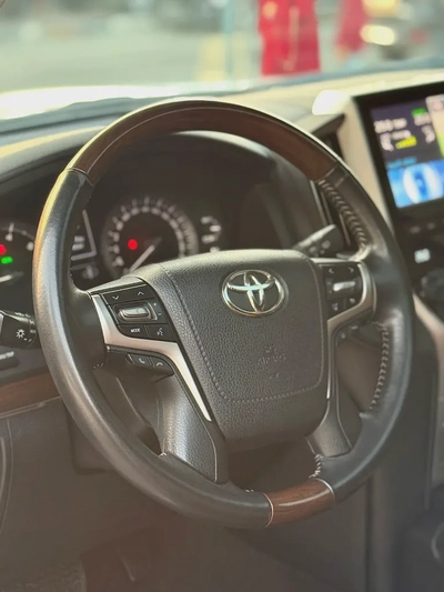 تويوتا لاند كلوزر 2018 خليجي Toyota Land Cruiser VXR 2018 | GCC Specs | Top Option V8-8