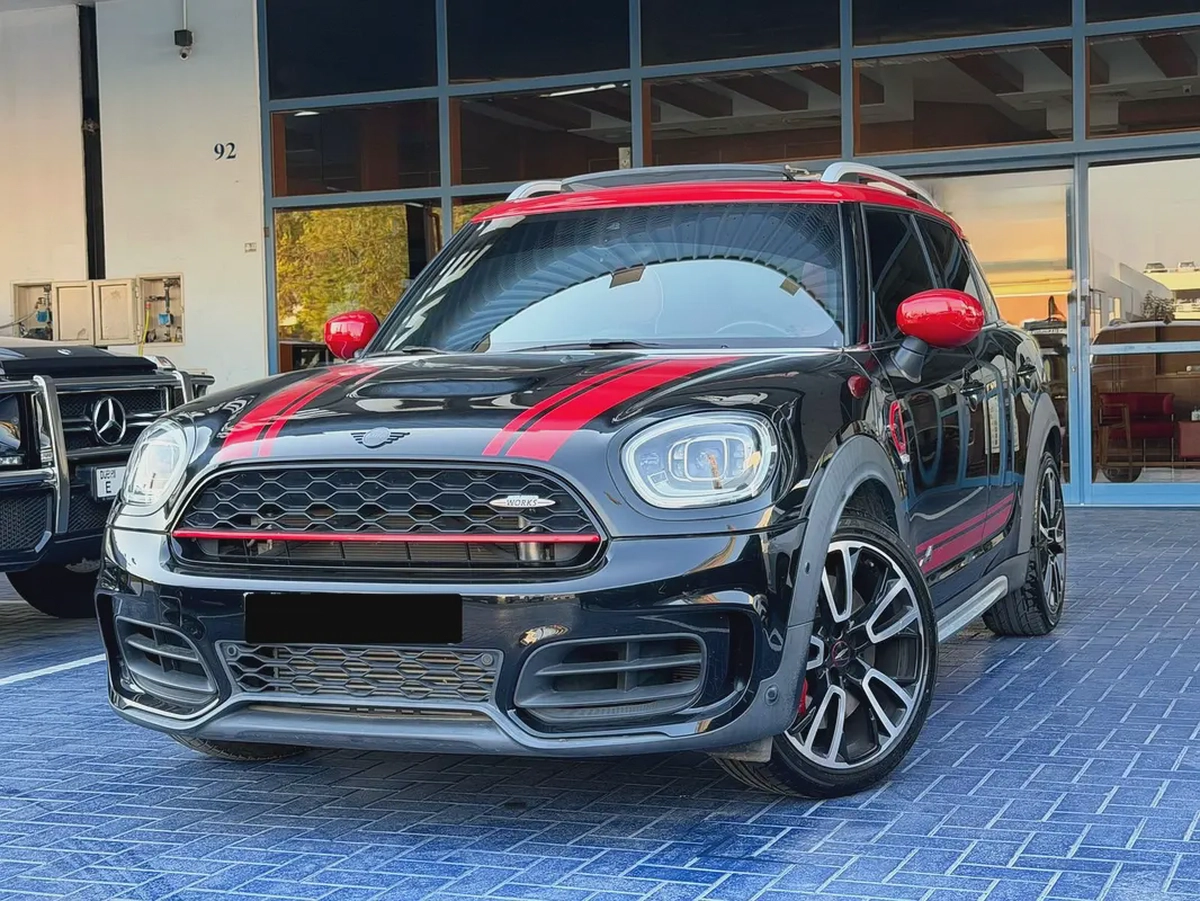Mini Cooper Country Man JCW Gcc Under Warranty Servers