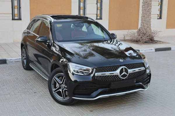 GLC200 AMG - GCC SPECS - UNDER WARRANTY - FULL SERVICE HISTORY - ACCIDENT FREE