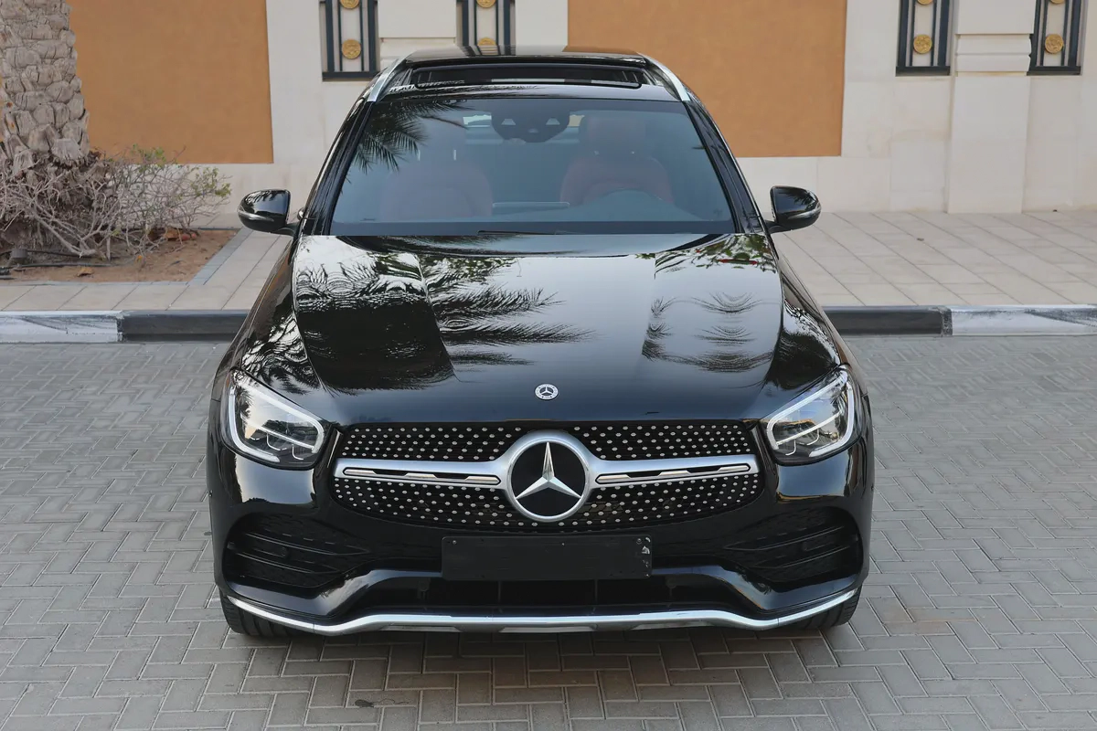 GLC200 AMG - GCC SPECS - UNDER WARRANTY - FULL SERVICE HISTORY - ACCIDENT FREE-6-6