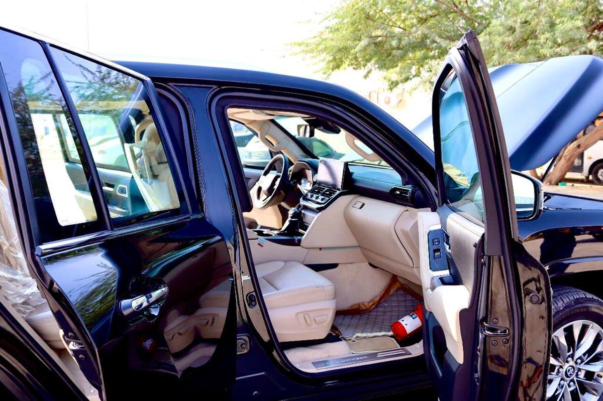 New 2024 Toyota Armored Land Cruiser-3-3
