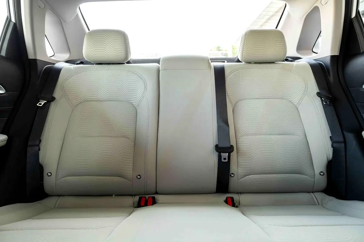 AED 640 Monthly l Geely Emgrand GS 1.5L l GCC l Zero Down Payment l 1 Year Warranty-19-19