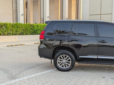 Toyota Prado VXR 2021 | GCC Specs | V6 4.0L | Full Option | Excellent Condition-9