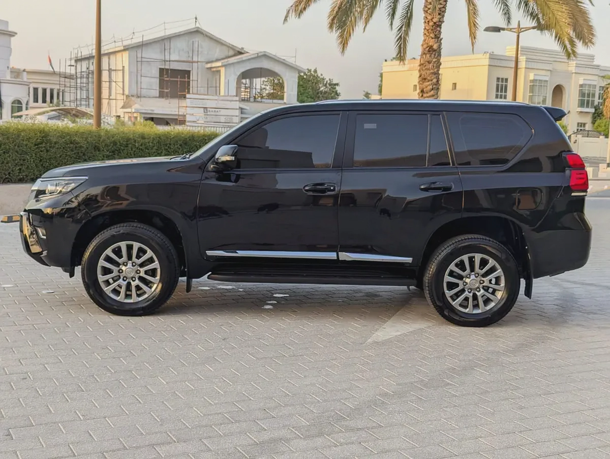 Toyota Prado VXR 2021 | GCC Specs | V6 4.0L | Full Option | Excellent Condition
