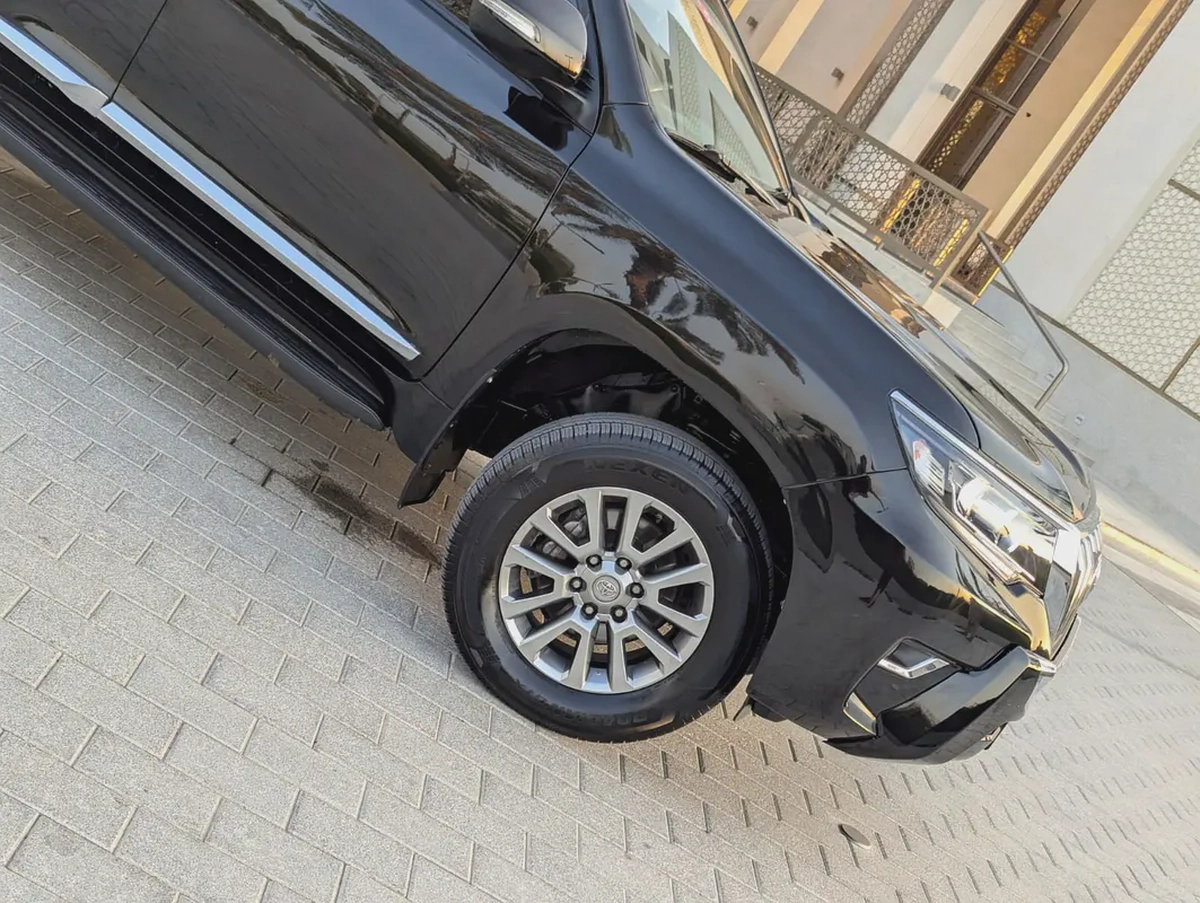 Toyota Prado VXR 2021 | GCC Specs | V6 4.0L | Full Option | Excellent Condition