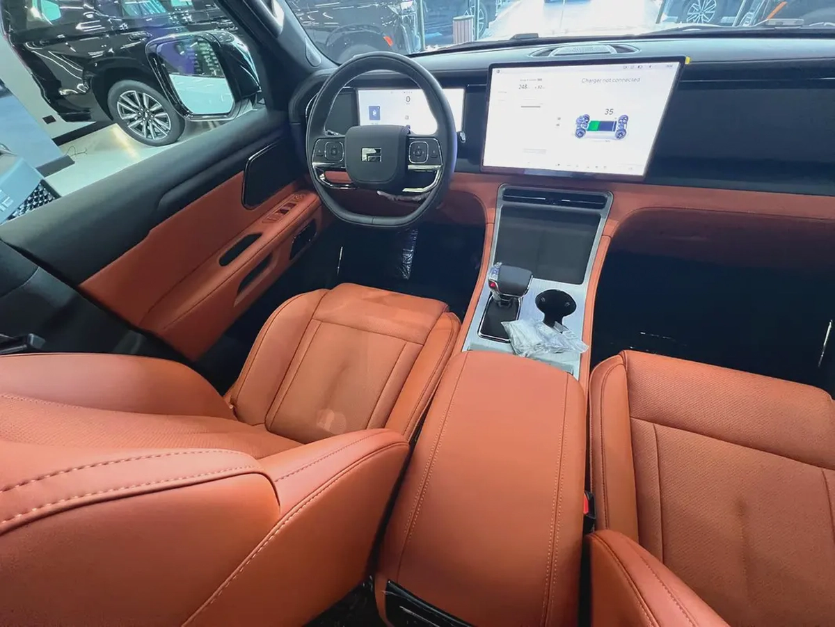 !! 2026 !! Rox 01 | 7 Seater | Under Warranty Service Contract-15-15