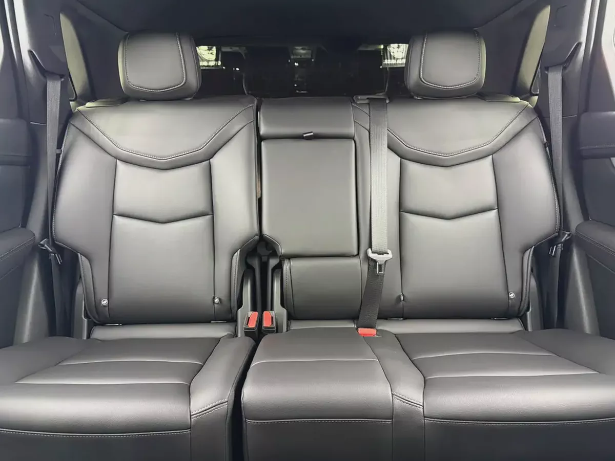 Original Paint | Low Mileage | GCC | Al Ghandi Warranty 2026 |-18-18