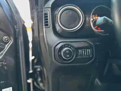 Jeep Wrangler Sahara Unlimited 2020 GCC Specs-10