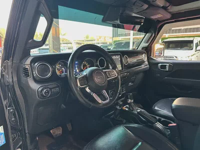 Jeep Wrangler Sahara Unlimited 2020 GCC Specs-11