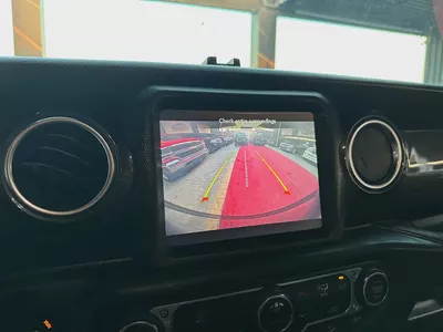 Jeep Wrangler Sahara Unlimited 2020 GCC Specs-15
