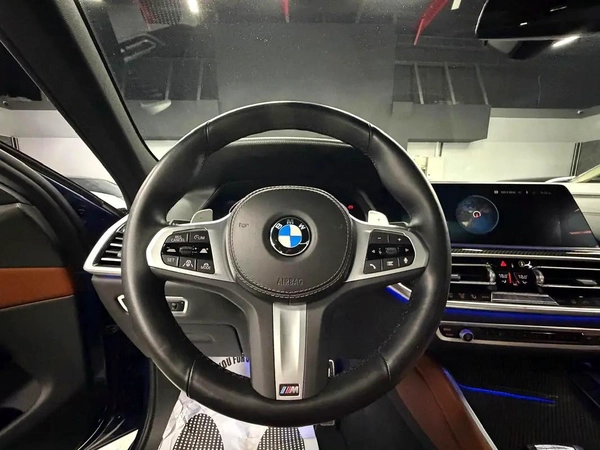 BMW Warranty/Service 2028 | Original Paint | Black Edition | Full Option