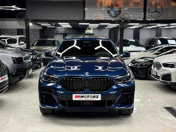 BMW Warranty/Service 2028 | Original Paint | Black Edition | Full Option