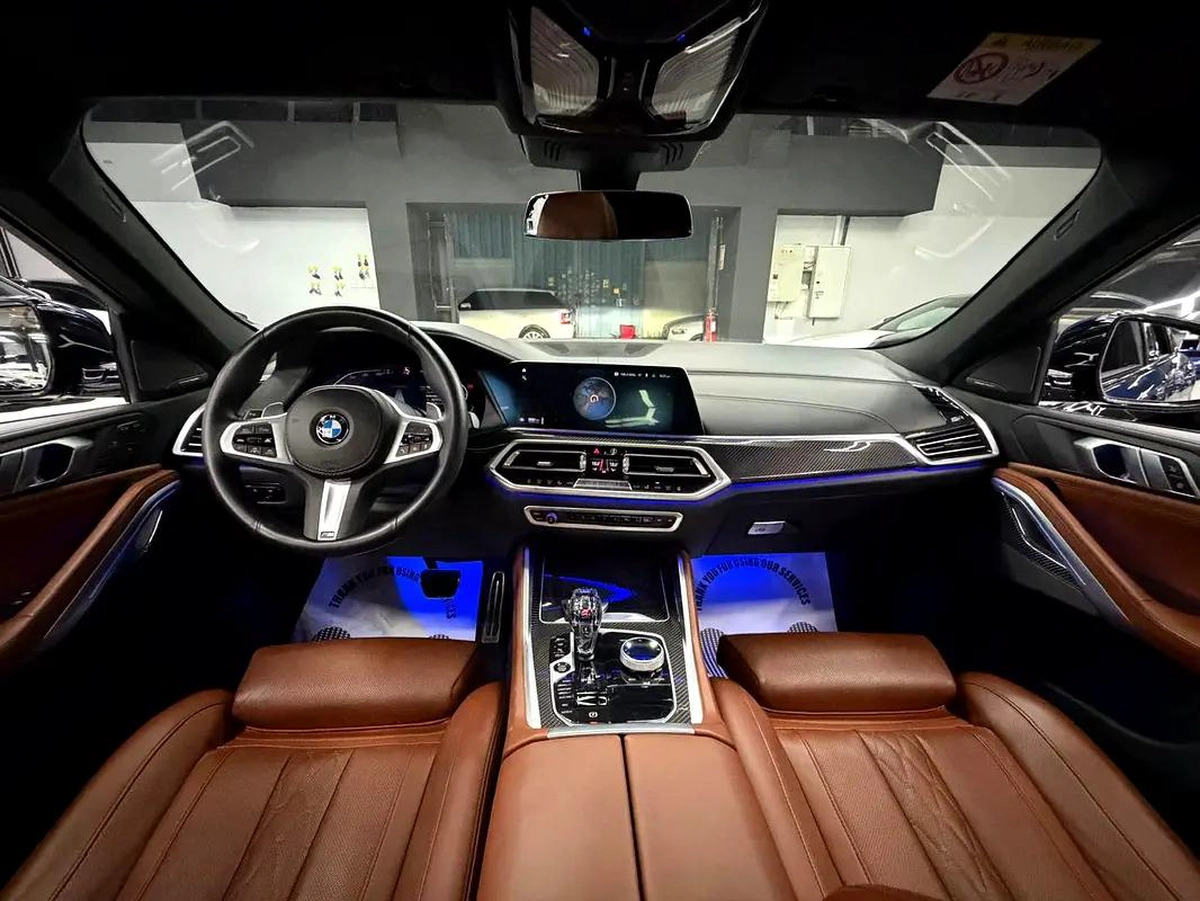 BMW Warranty/Service 2028 | Original Paint | Black Edition | Full Option-5-5
