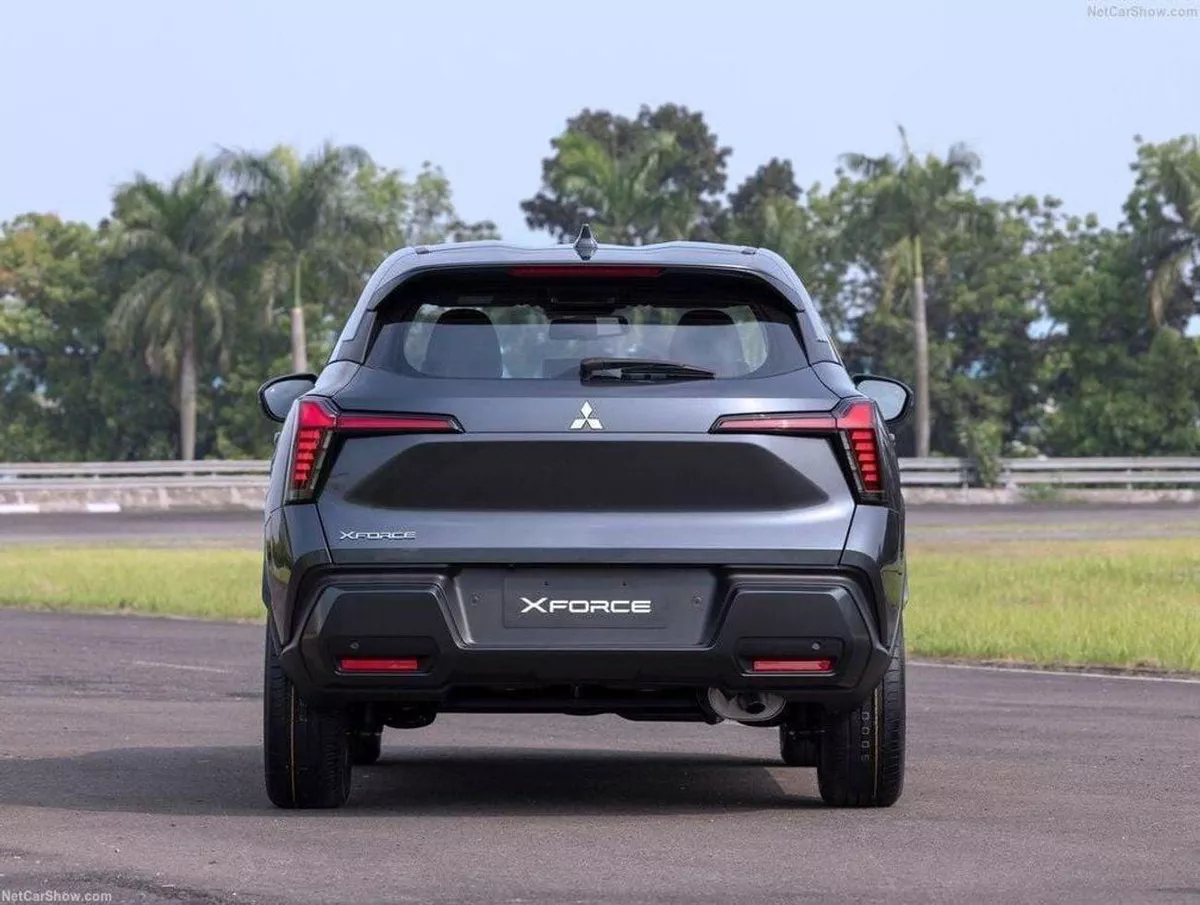 Mitsubishi Xforce H LINE Mitsubishi XFORCE H-LINE 1.5L SUV FWD 5Doors-12-12