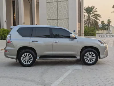 Lexus GX 460 2021 Full Option GCC specs Excellent Condition-6