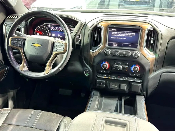 Chevrolet Silverado 1500 2022 for 120,000.00 AED