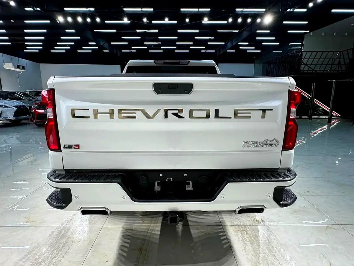 Chevrolet Silverado 1500 2022 for 120,000.00 AED-18-18