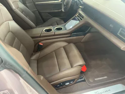 Porsche Taycan STANDARD As good as new-10