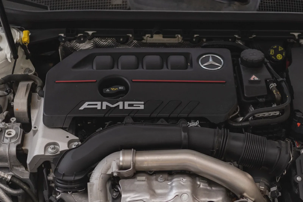 Mercedes-Benz A-Class 35 AMG 2025-16-16