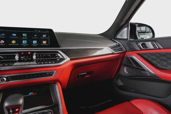 BMW X6 M-Competition - Full Option - Carbon Fibre Package - Low millage