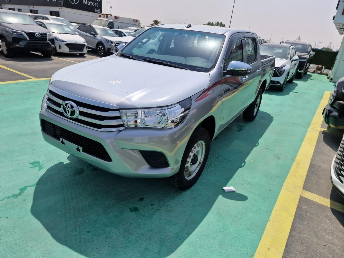 Toyota Hilux DC 2026-1-1