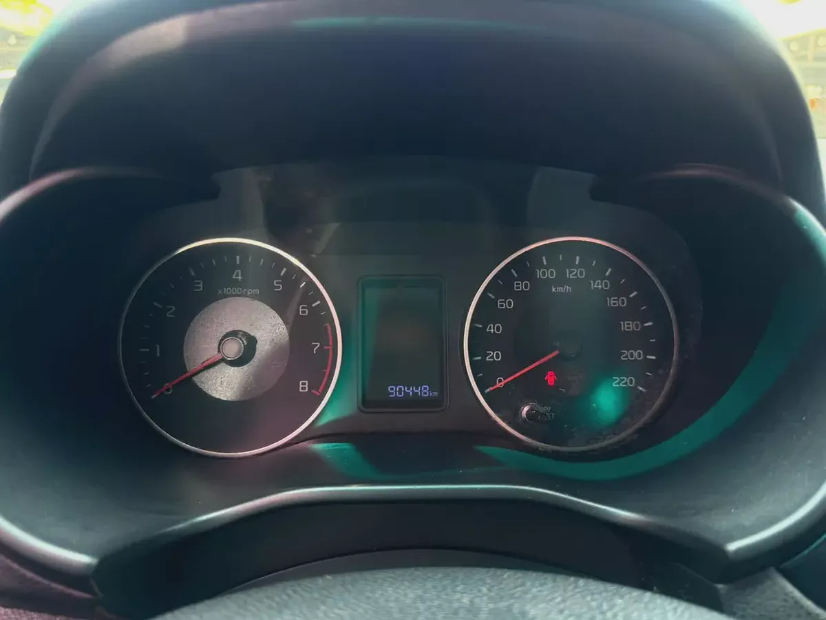 2020 Kia Pegas DLX GCC Specs-12-12