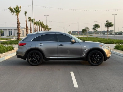Infinity QX I Original Paint I Low Milage I-2