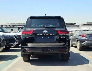 Toyota Land Cruiser VXR 3.5L PETROL | Radar | HUD | Top Variant | Aero Body Kit (CODE # VXR31HK)