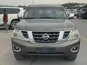 Nissan patrol 2015 Gary color fullopshin GCC calen cR