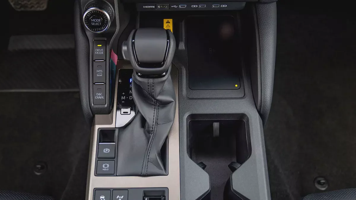 Toyota Prado Adventure First Edition 2026 - European Specs - GCC Car-12-12