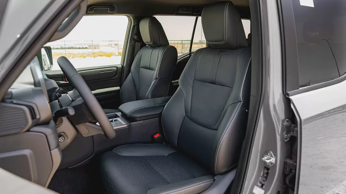 Toyota Prado Adventure First Edition 2026 - European Specs - GCC Car-17-17