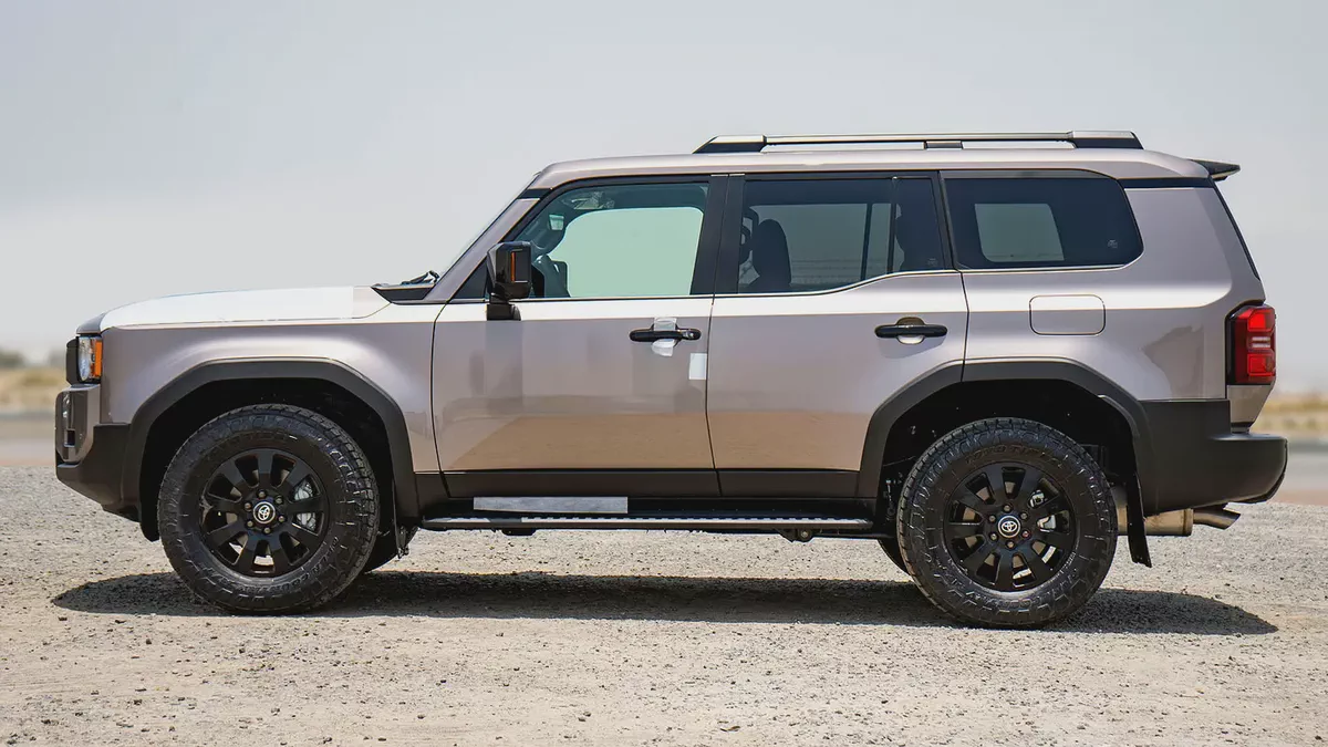 Toyota Prado Adventure First Edition 2026 - European Specs - GCC Car-18-18