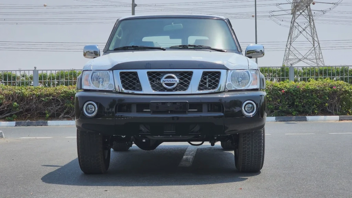 2024 Nissan Patrol Safari GRX 4X4 (Black)-1-1